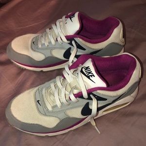 Nike Air Tennis shoes